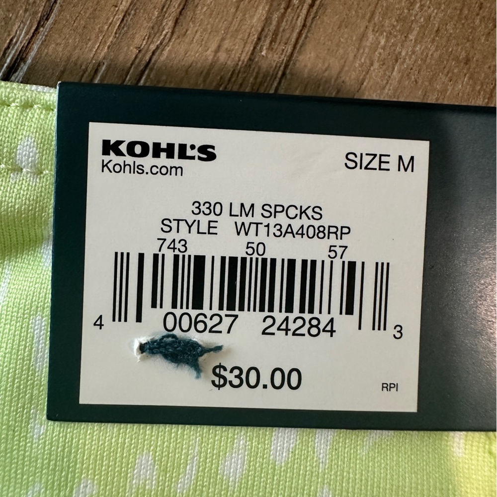 Tek Gear High-Rise Pocket Capri Leggings Size Medium Light Green - Picture 8 of 8